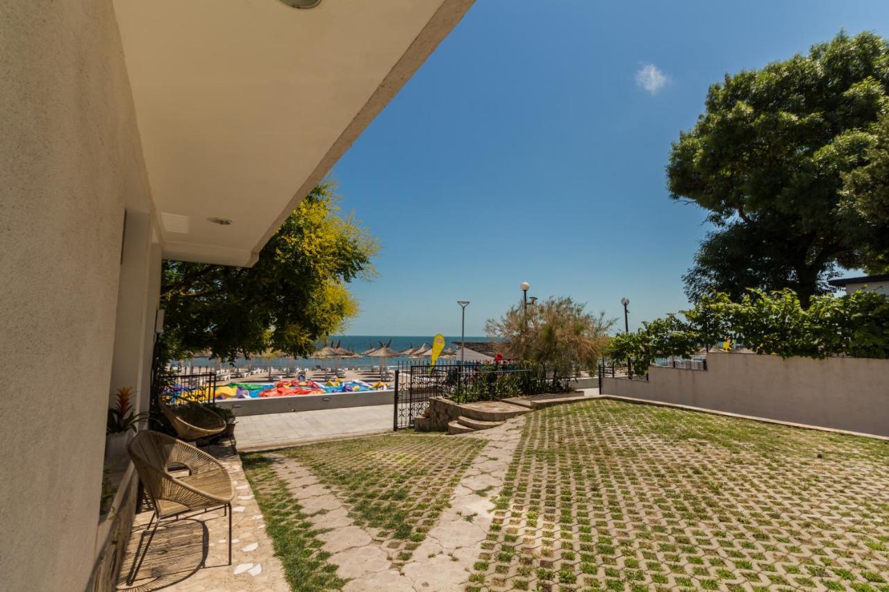 Vila Pe Plaja Nr 9 Saturn Esterno foto